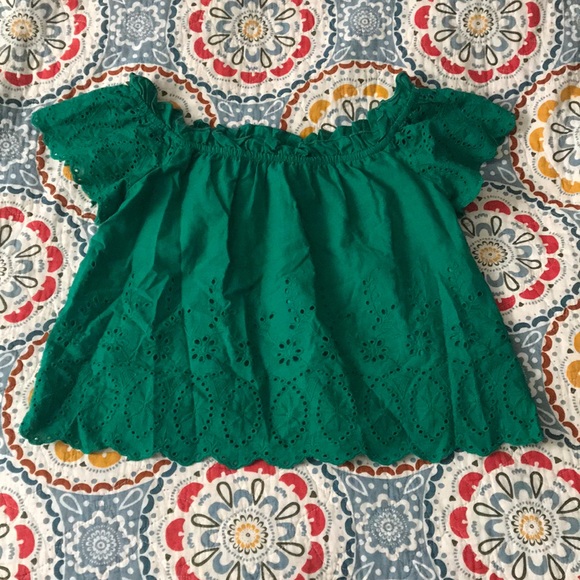 Anthropologie Tops - Scalloped green crop top Anthropologie Tops - Scalloped green crop top